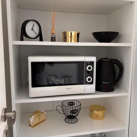 Da Violeta-comodo Bilocale Completo Di Tutto Lägenhet