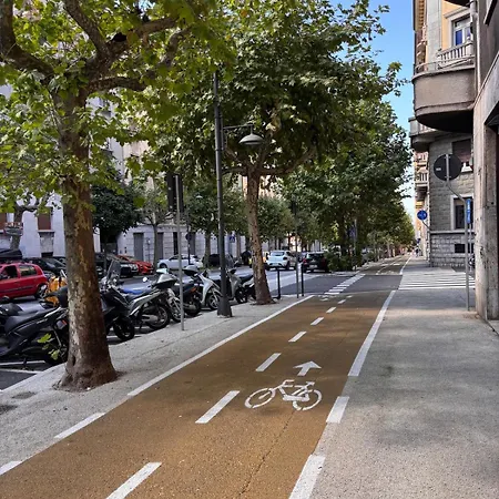 Da Violeta-comodo Bilocale Completo Di Tutto * Τεργέστη