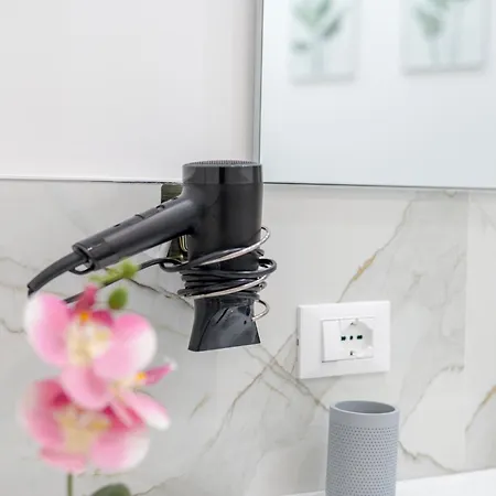 Da Violeta-comodo Bilocale Completo Di Tutto Lägenhet *