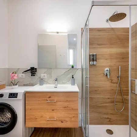 Da Violeta-comodo Bilocale Completo Di Tutto Lägenhet Trieste